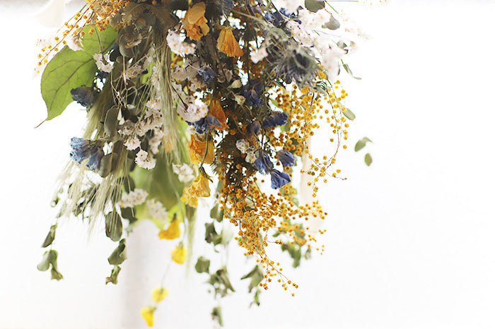お手入れ不要！〉お部屋を彩る春色ドライフラワーの飾り方 – 土と風の