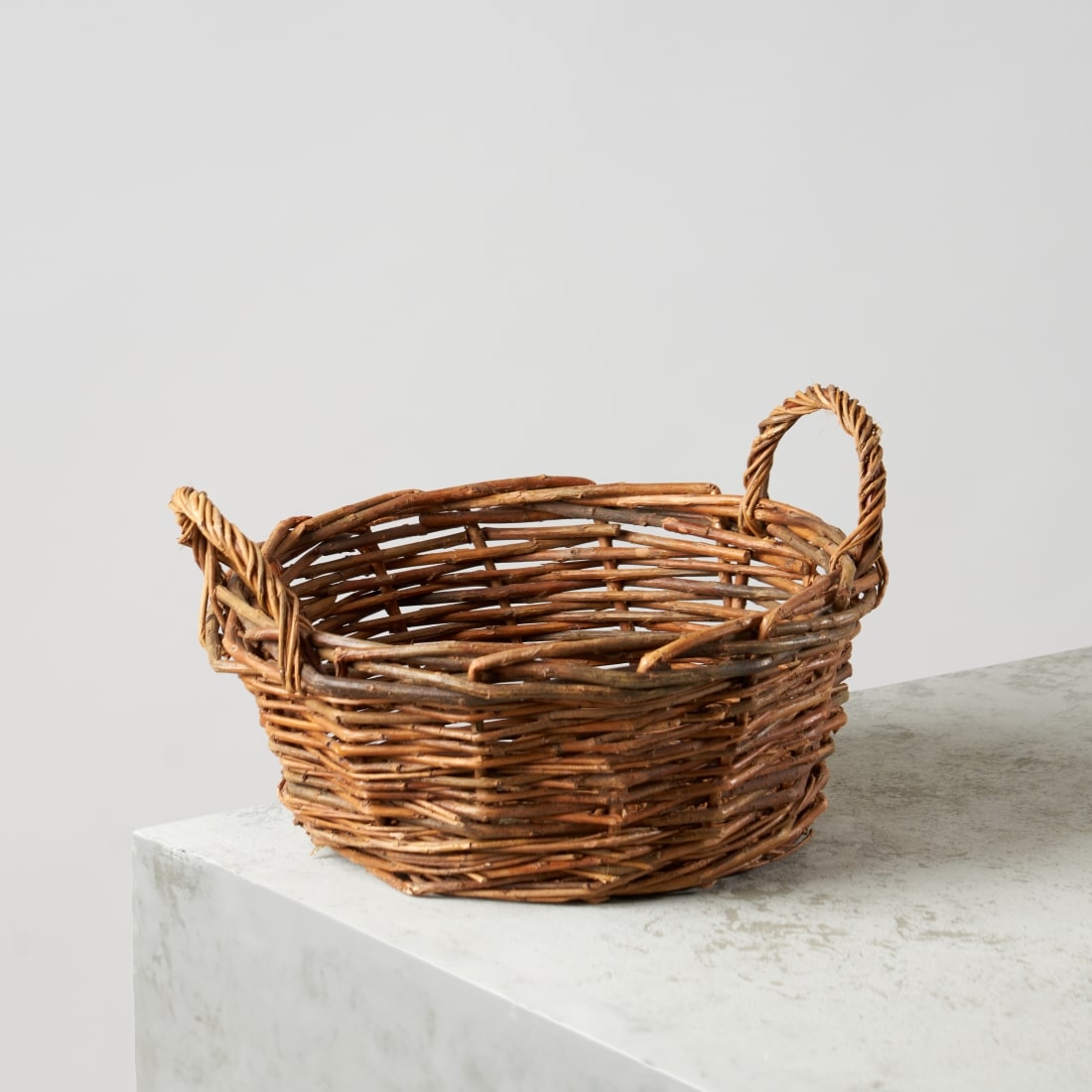 マイセン葡萄花柄バスケット インテリア・雑貨／アパレル］Black Willow basket 耳付きバスケット
