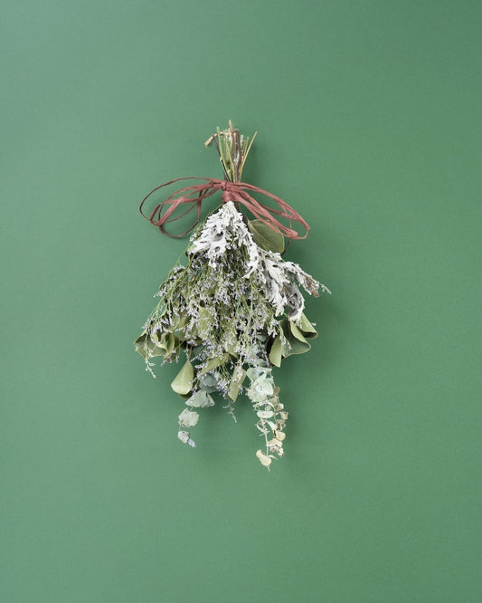 ブルーファンタジアとユーカリのスワッグ