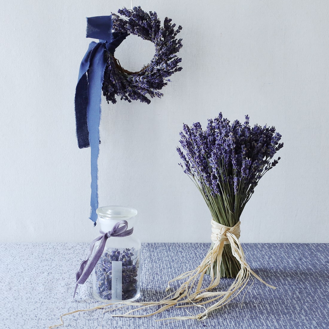 <夜の貴婦人>ラベンダーのスタンドブーケ