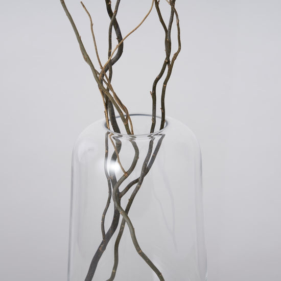 一輪挿しで愛しさ増すドライボタニカル（雲竜柳）