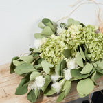 ＜イノセント＞紫陽花アナベル・ユーカリ・エバーラスティングのスワッグ