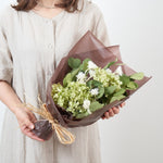 ＜イノセント＞紫陽花アナベル・ユーカリ・エバーラスティングのスワッグ