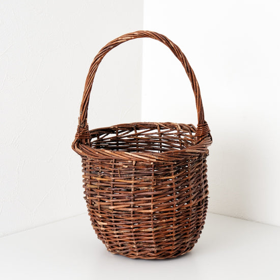 ［インテリア・雑貨／アパレル］Black Willow basket ラウンドバスケット