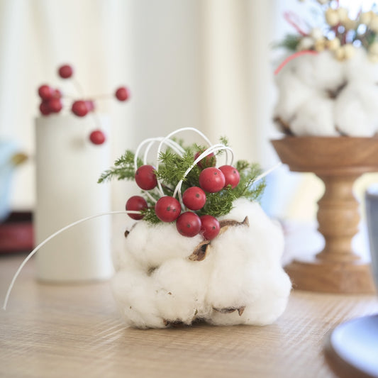 ドライフラワーで作った、福招きの鏡もち