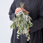 ブルーファンタジアとユーカリのスワッグ