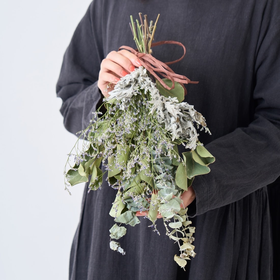 ブルーファンタジアとユーカリのスワッグ