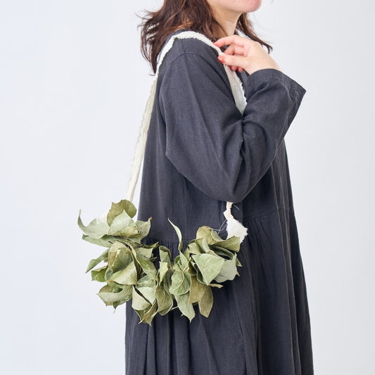 ＜エポック＞レモンリーフのオーバル型スワッグ