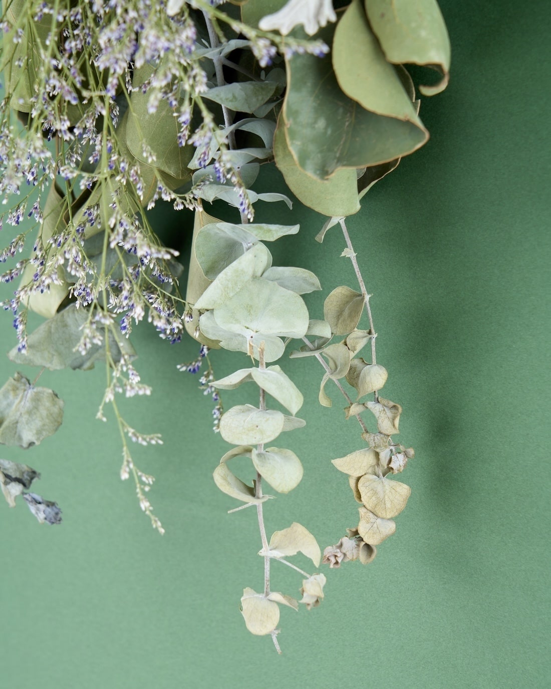 ブルーファンタジアとユーカリのスワッグ