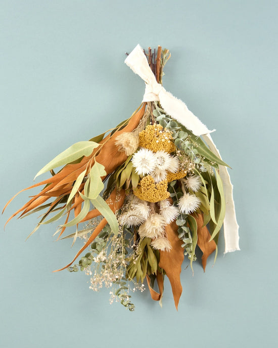 ＜幾久しく＞アキレアとフィリカのスワッグ