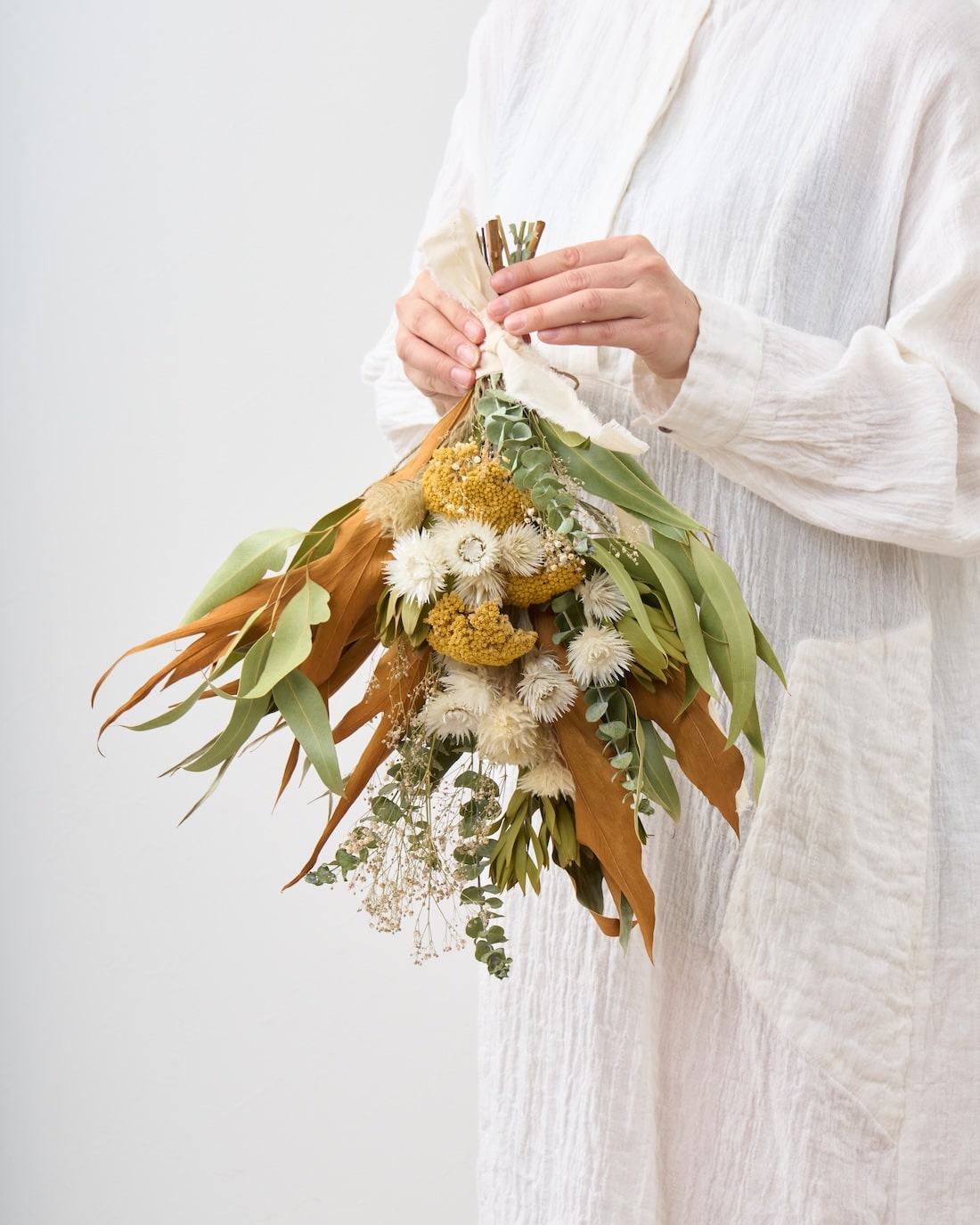 ＜幾久しく＞アキレアとフィリカのスワッグ