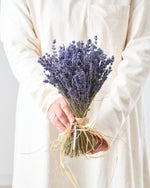 ＜夜の貴婦人＞ラベンダーのスタンドブーケ