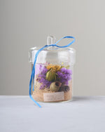 故人との思い出を彩る、四季折々の仏花｜フローリストおまかせ