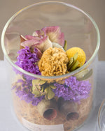 故人との思い出を彩る、四季折々の仏花｜フローリストおまかせ