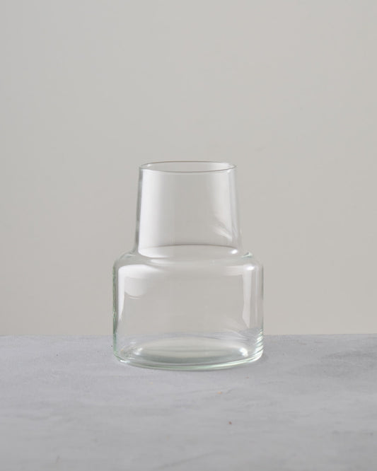 ［フラワーベース］口が広くて活けやすい、リューズガラスの花びん（ロケート）