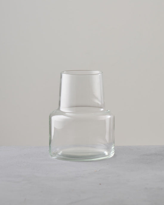 ［フラワーベース］口が広くて活けやすい、リューズガラスの花びん（ロケート）