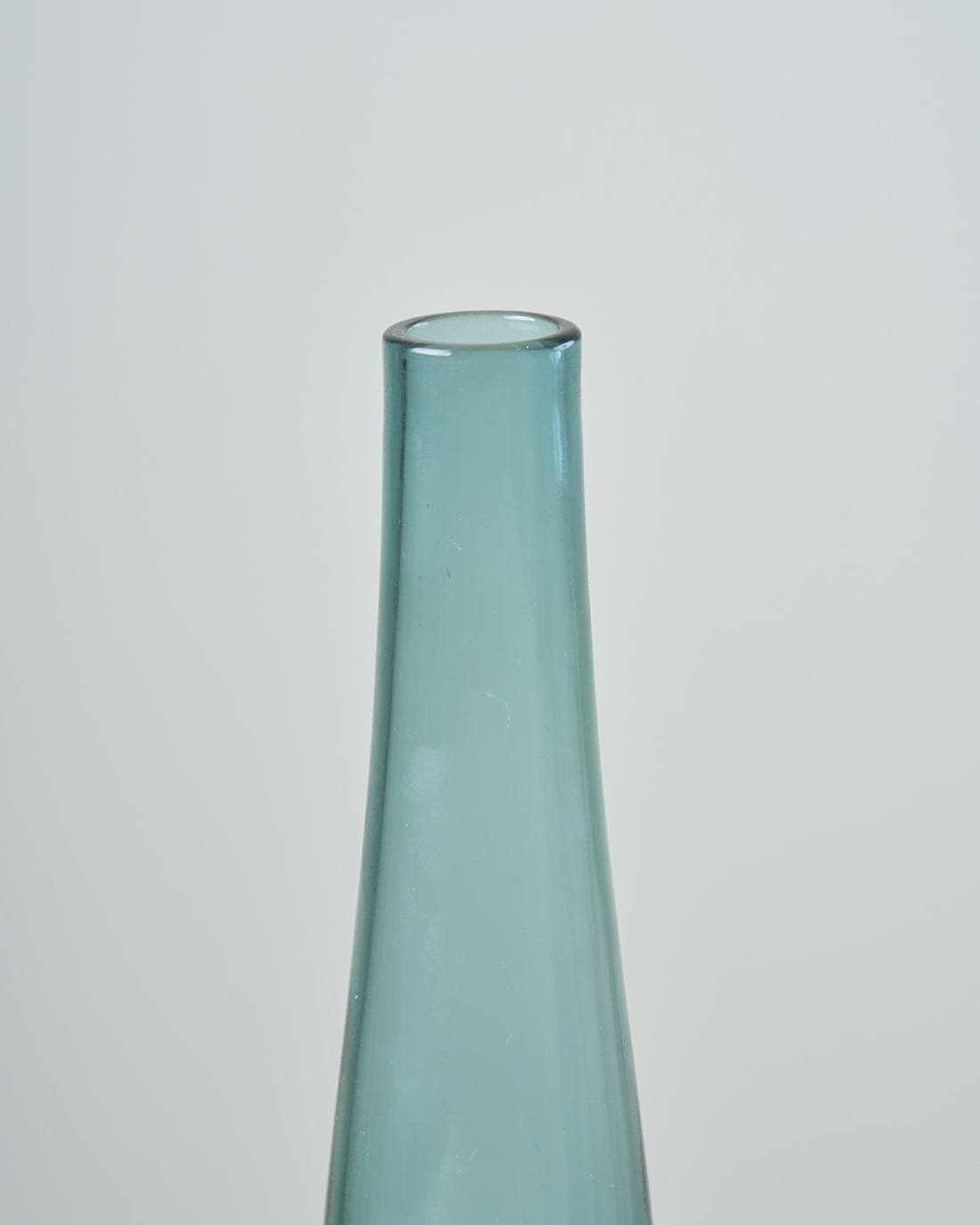 ［フラワーベース］カラーガラスの花びん コーン