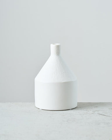 フラワーベース］マットな質感のポーセリンベース チムニー 商品ページ