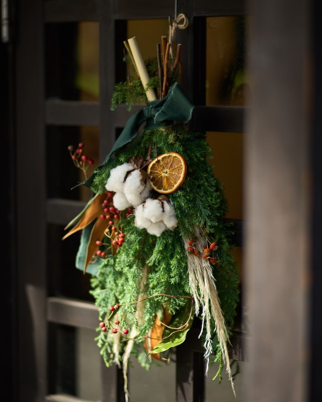 【12/10まで！】冬の陽だまりを束ねた、クリスマススワッグ