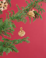 【12/10まで！】飾るだけでサマになる、サツマ杉とストローオーナメントのセット