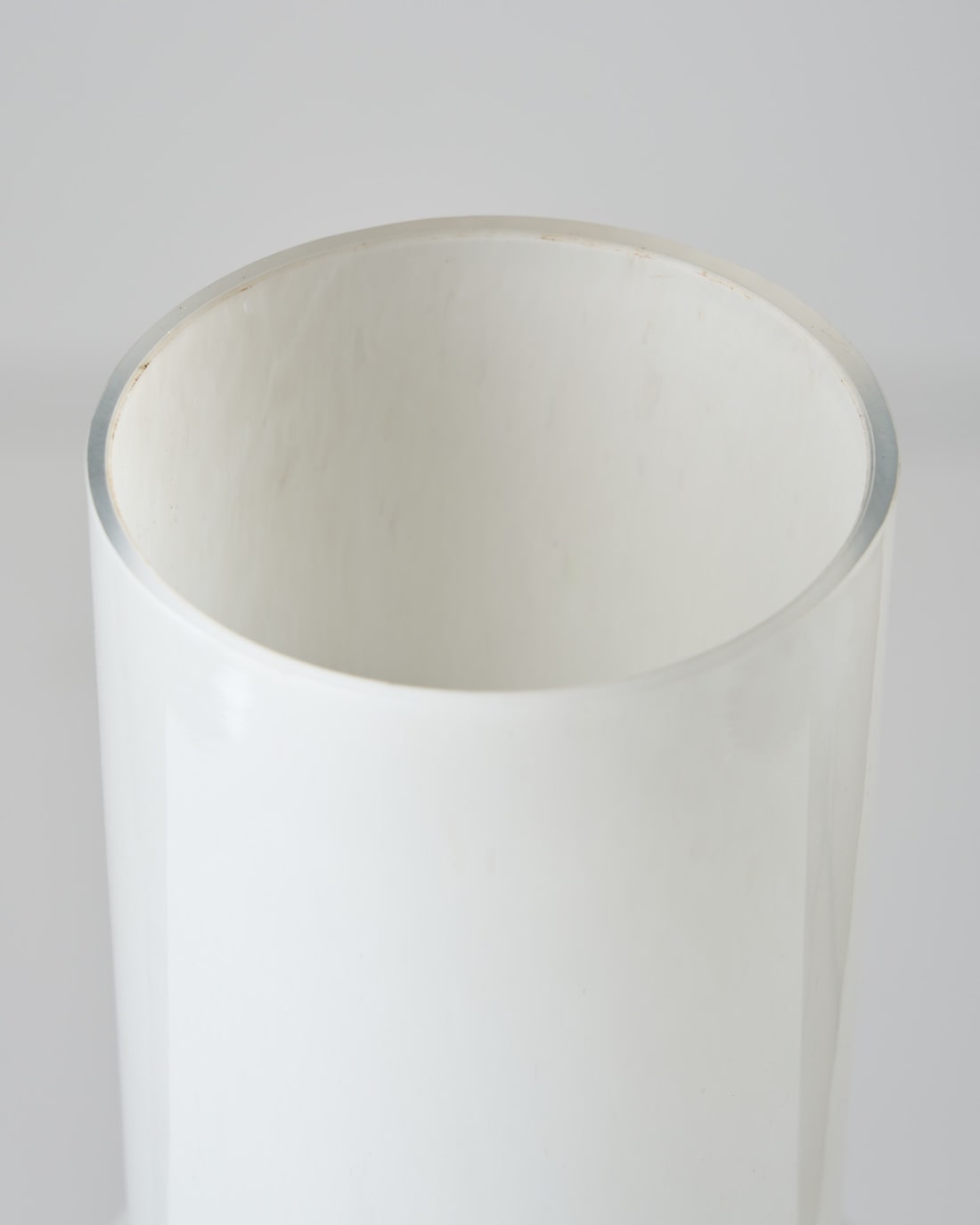 フラワーベース］大きなミルキーガラスベース 商品ページ - 土と風の植物園