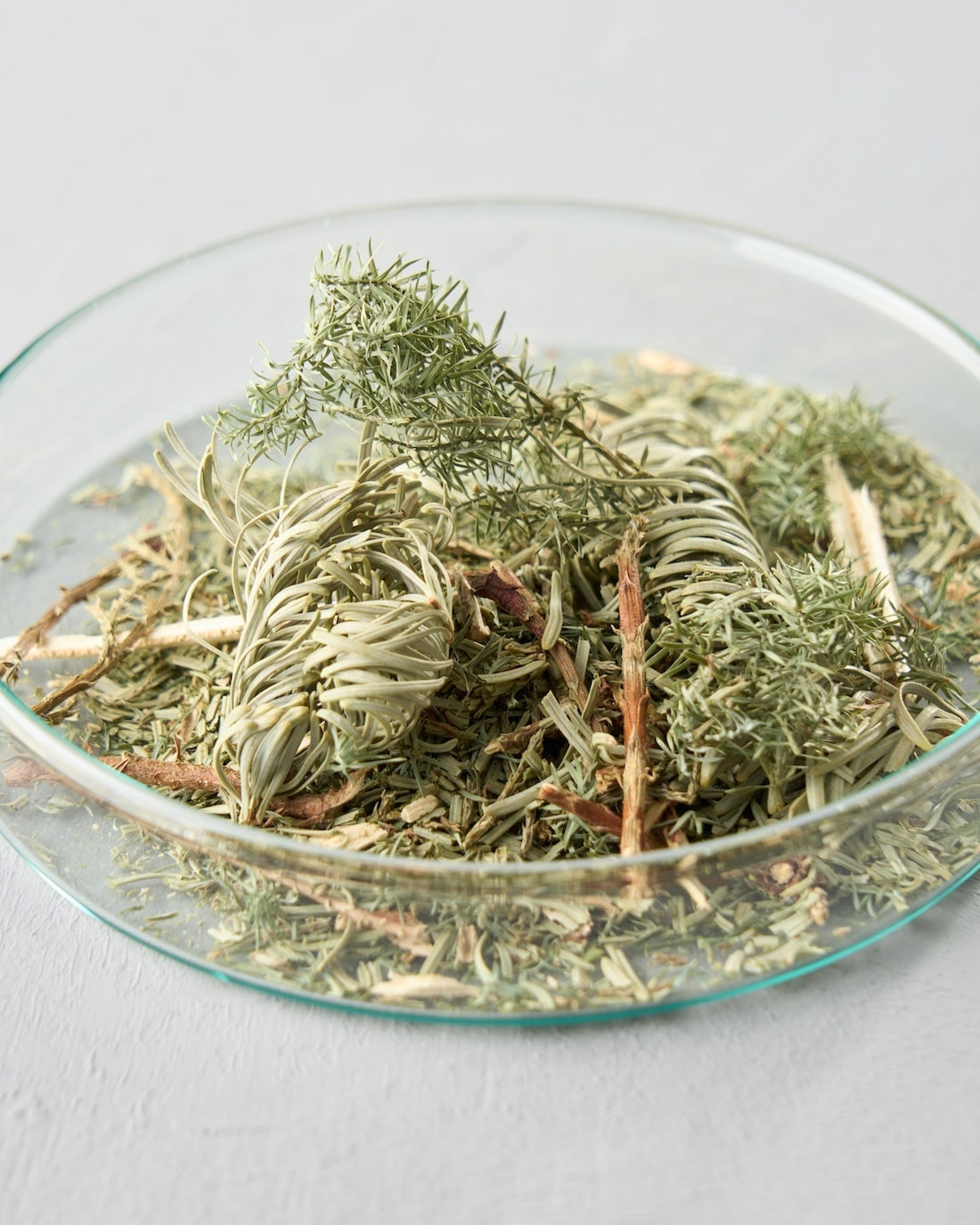 送料無料｜ふわりと香る、ドライハーブのお守り袋