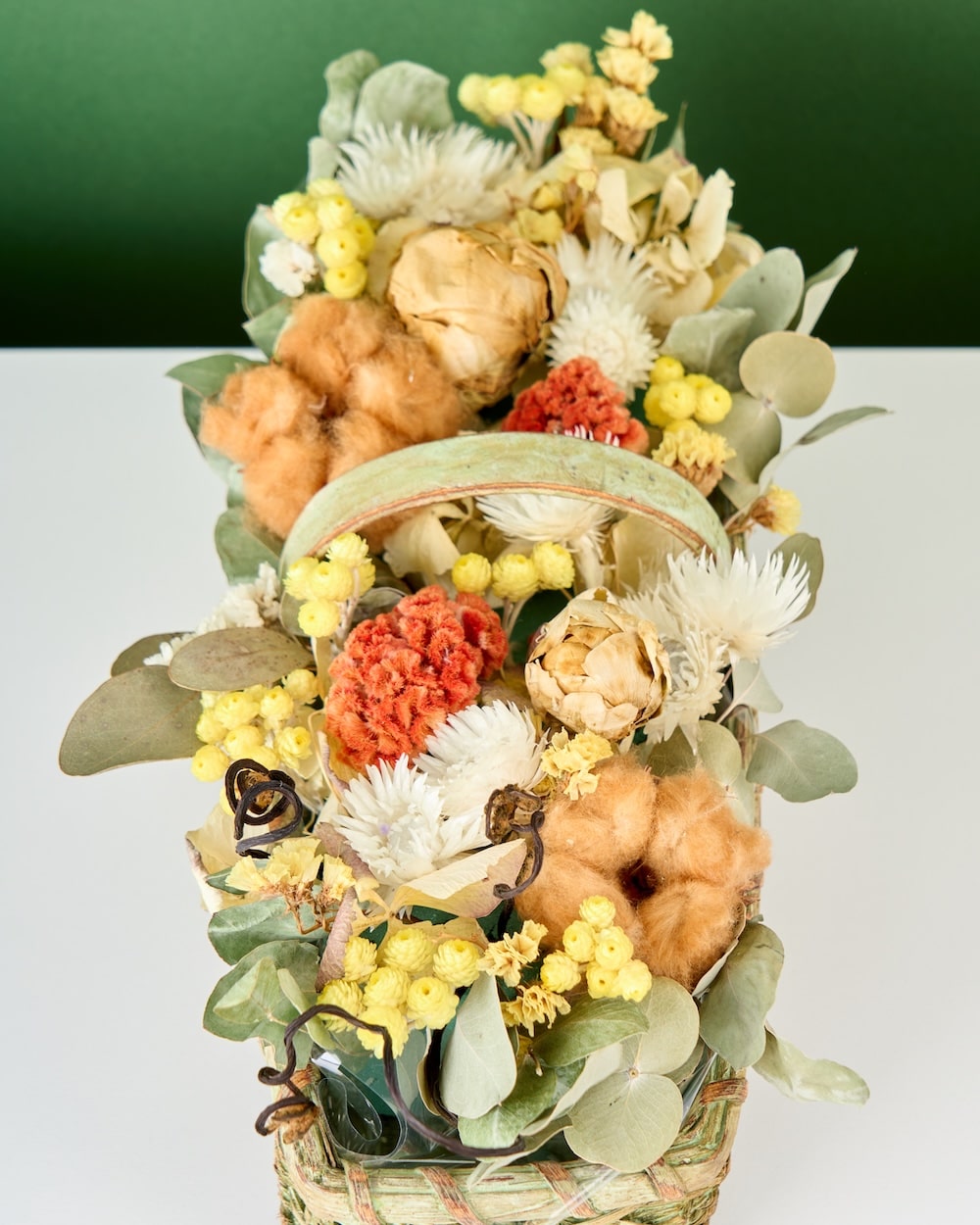 置いて飾れる、フローリストおまかせのドライフラワーアレンジメント