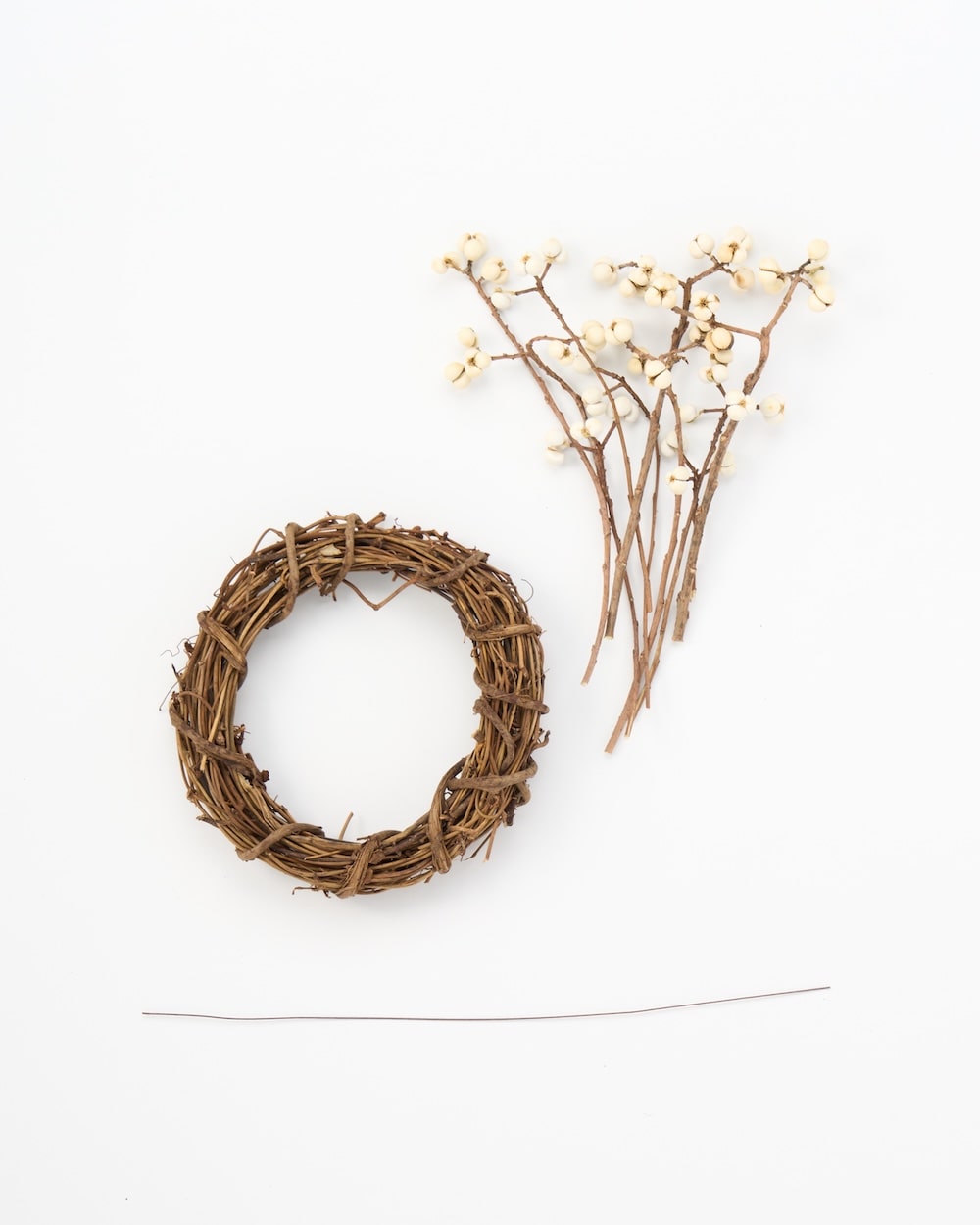 ナンキンハゼのミニリース 商品ページ - 土と風の植物園