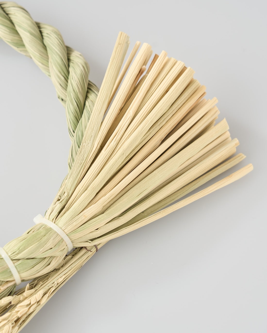 ［雑貨］つくる、お正月。南魚沼産稲わらの迎春しめ縄