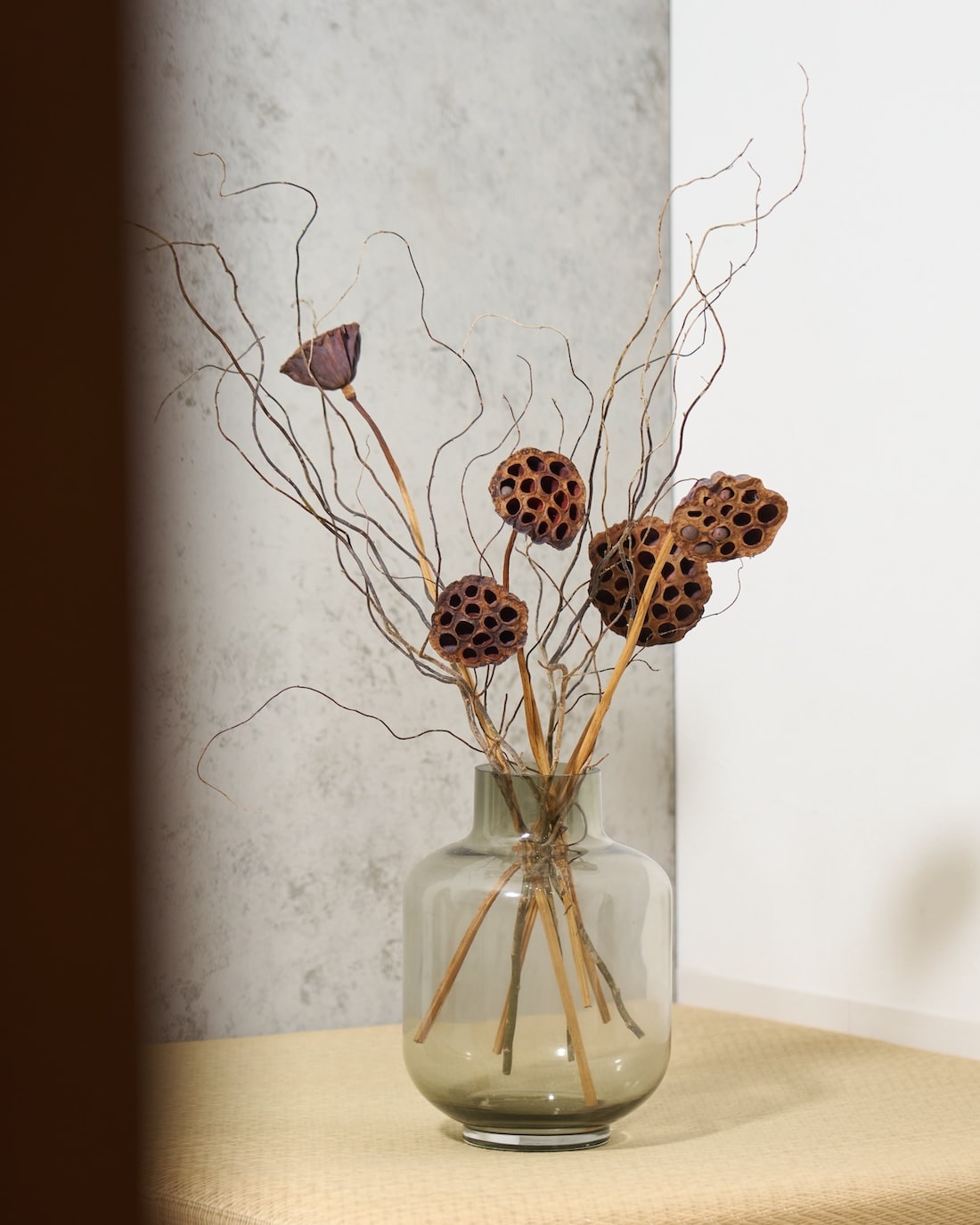 飾るだけでサマになるドライフラワーセット（雲竜柳・ハス）