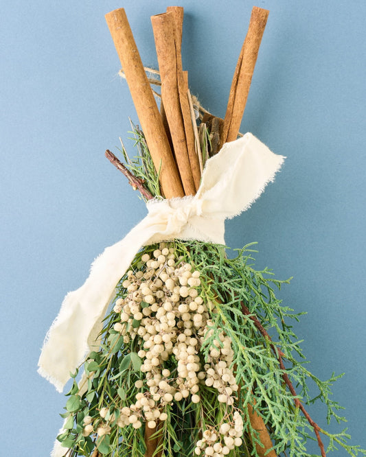 ＜スパイシー・ラテ＞シナモン・ティーツリー・ユーカリのスワッグ