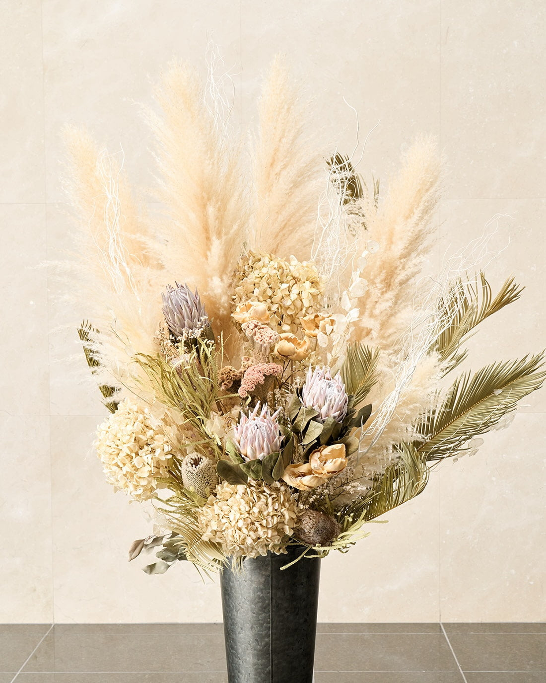 【法人向け 立て札付】企業様のこれからの時間に寄り添う、ドライフラワーの祝花｜フローリストおまかせ　