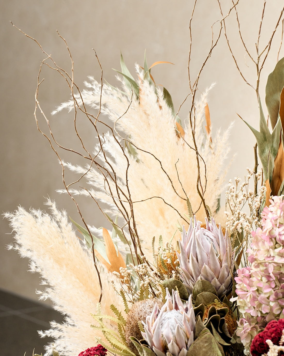 【法人向け 立て札付】企業様のこれからの時間に寄り添う、ドライフラワーの祝花｜フローリストおまかせ　