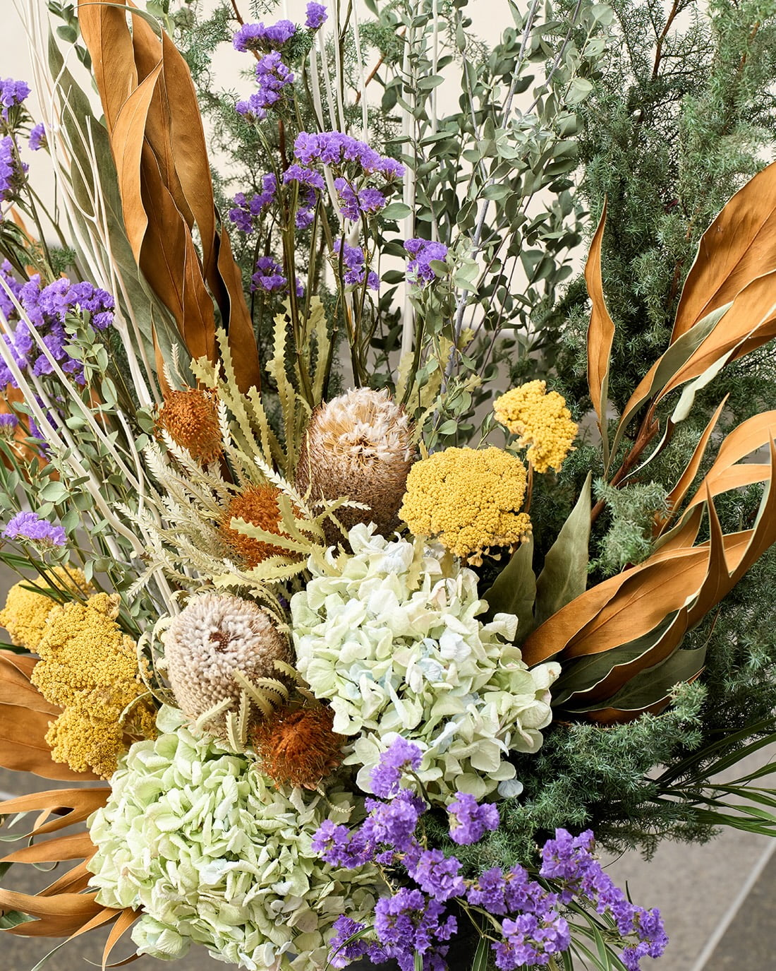 【法人向け 立て札付】企業様のこれからの時間に寄り添う、ドライフラワーの祝花｜フローリストおまかせ　