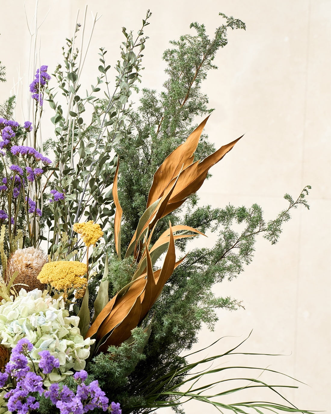 【法人向け 立て札付】企業様のこれからの時間に寄り添う、ドライフラワーの祝花｜フローリストおまかせ　