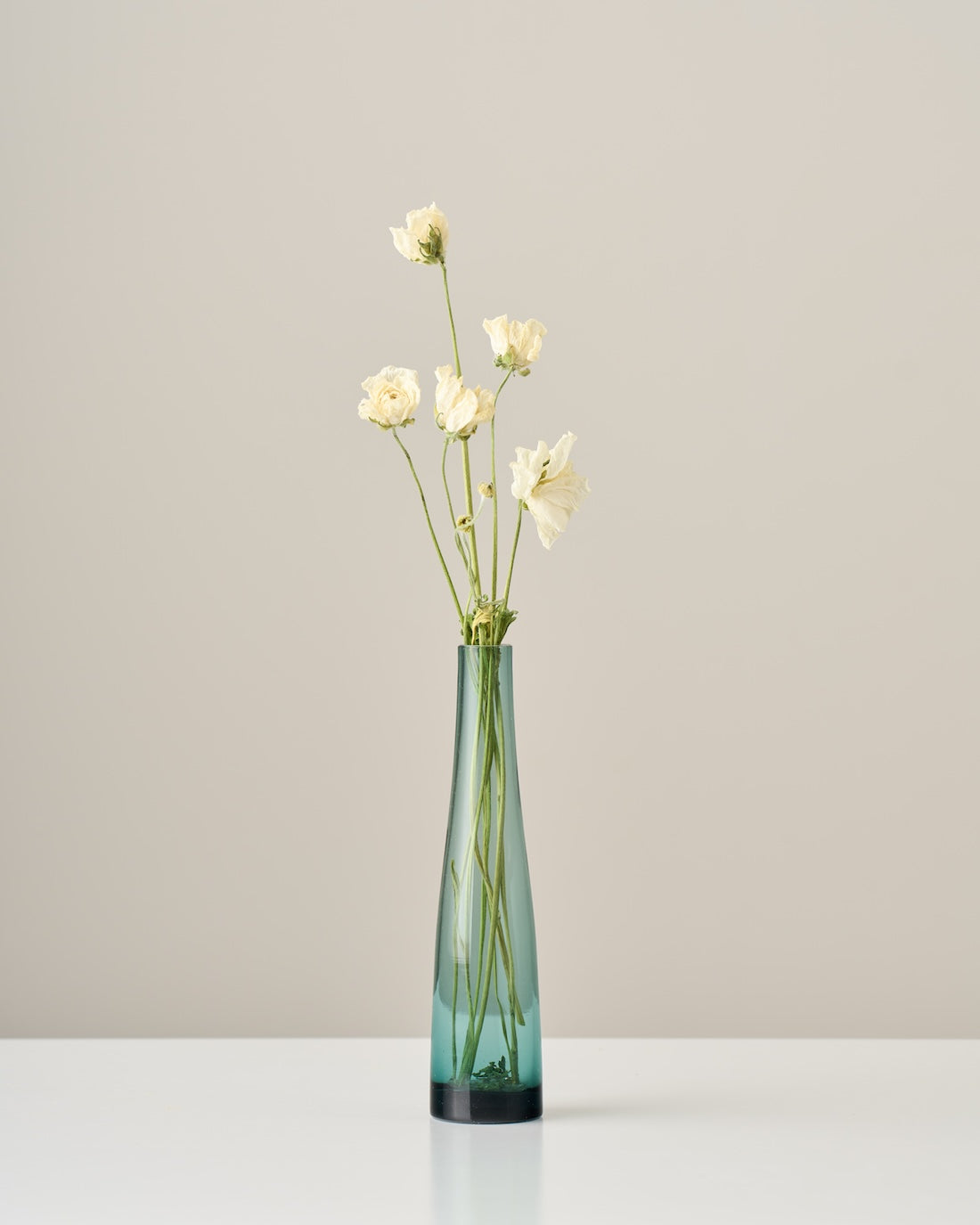 フラワーベース］カラーガラスの花びん コーン 商品ページ - 土と風の