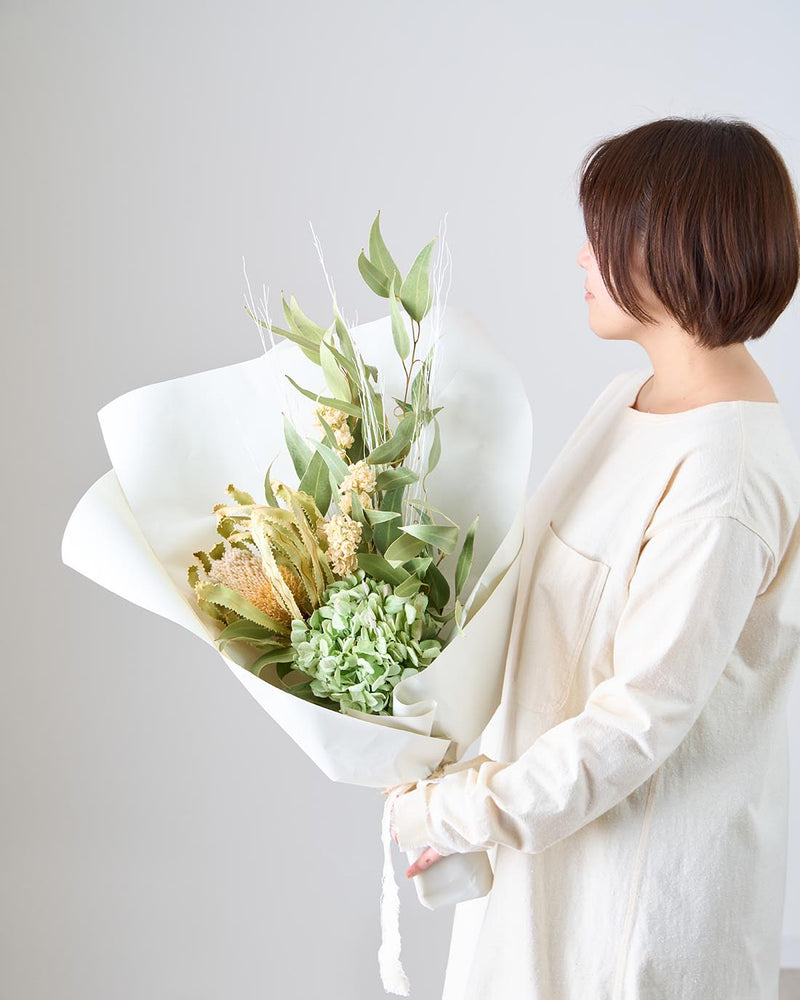 ラッピングやメッセージカードもぜひご一緒に