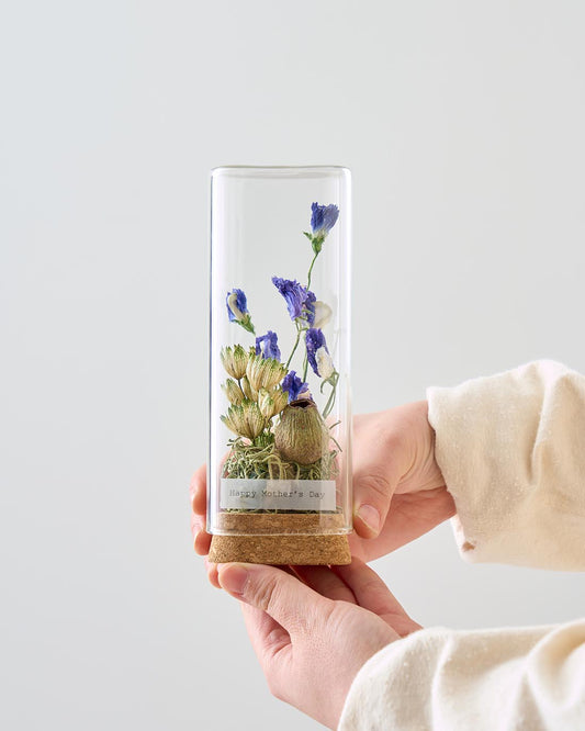母の日を彩る、ガラスのフラワーボトル＜ときの記憶＞