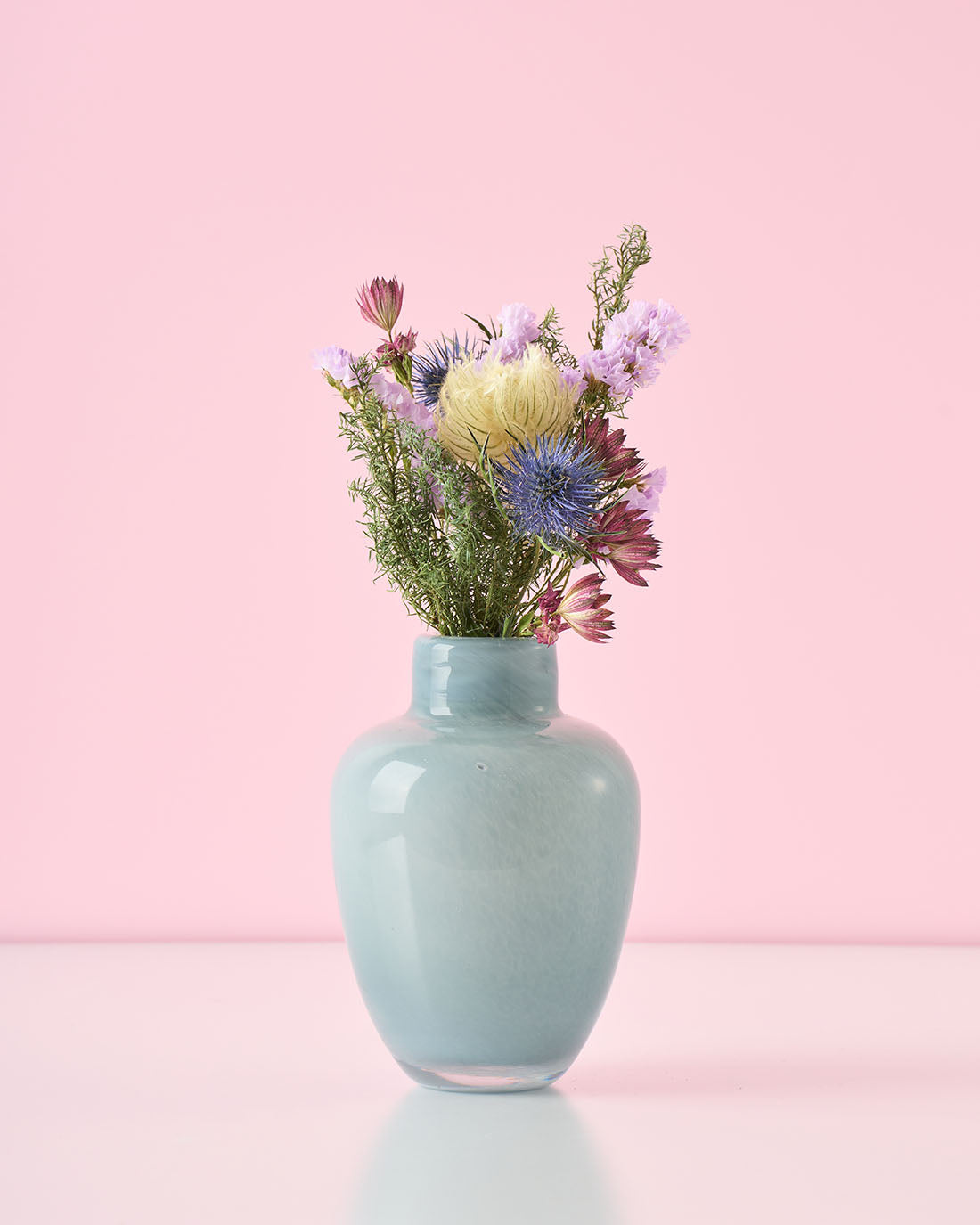 フラワーベース］手のひらサイズのミルキーガラスベース 商品ページ
