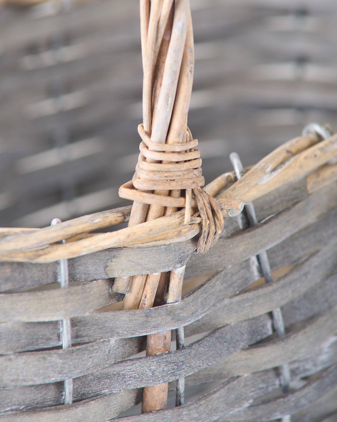 ［インテリア・雑貨］Willow basket オーバル型スリムバスケット グレー
