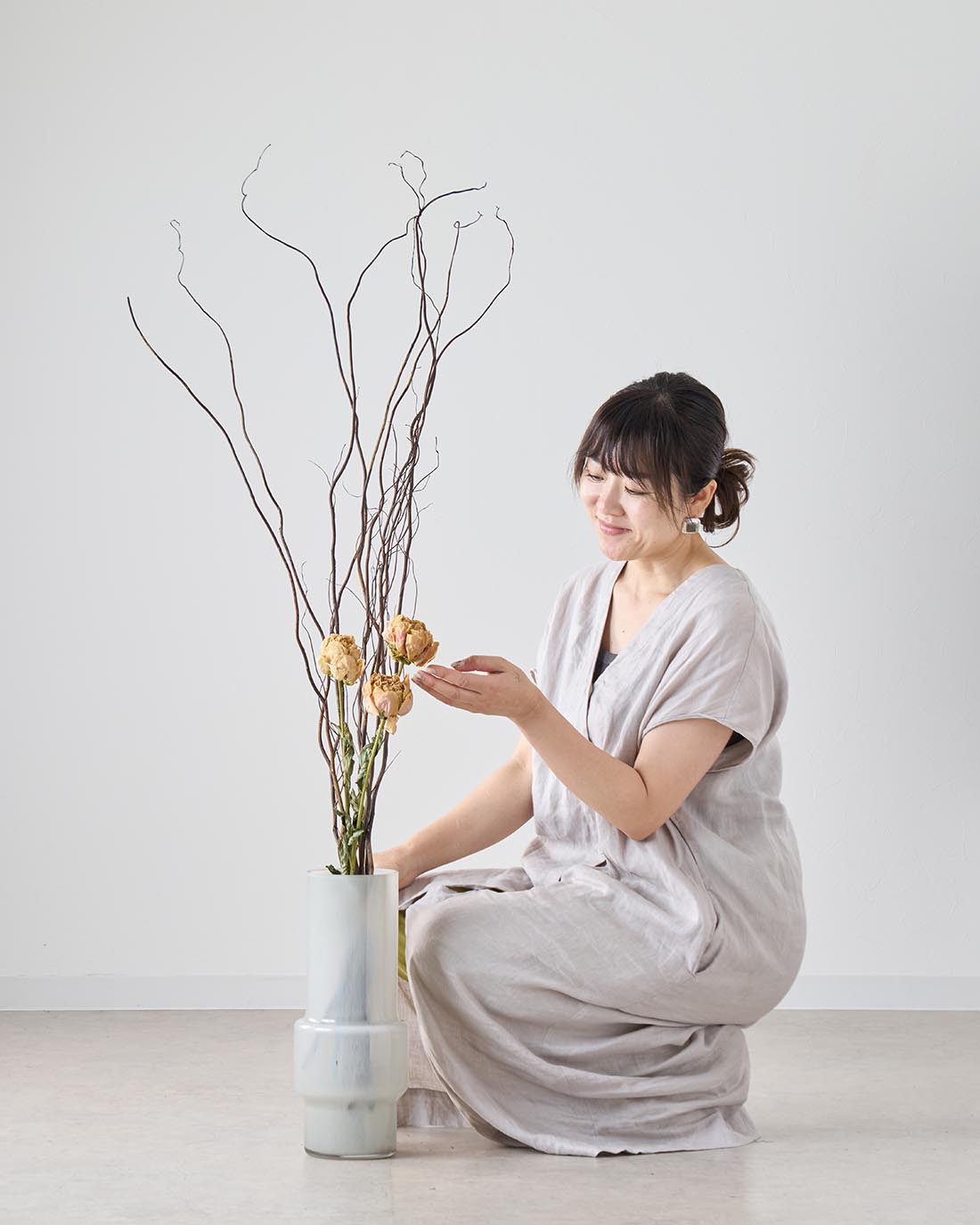 【BIGサイズ】飾るだけでサマになるドライフラワーセット（雲竜柳・芍薬）