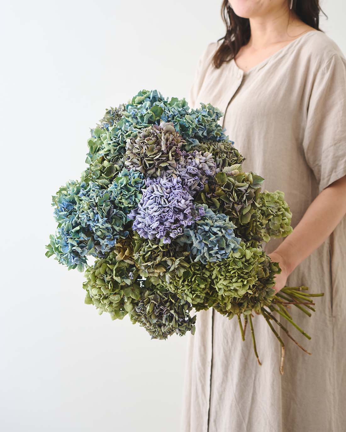 ニュアンスカラーのミニ紫陽花（3本セット）