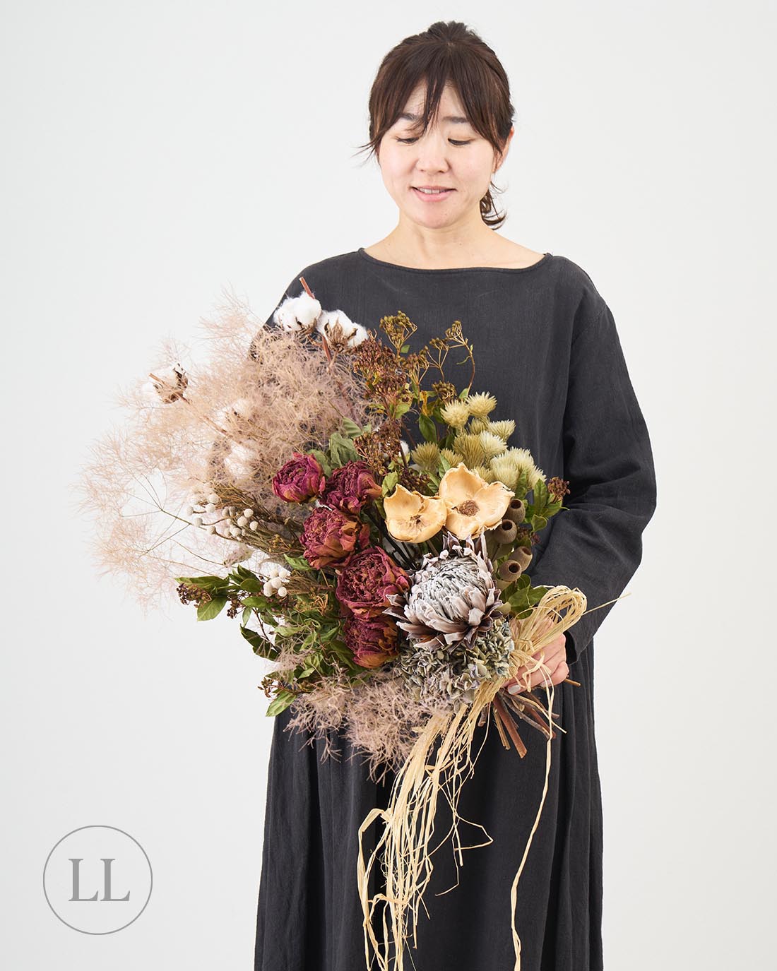 【10/31まで10%OFF】フローリストおまかせのドライフラワースワッグ（スタンダード）【周年SALE】