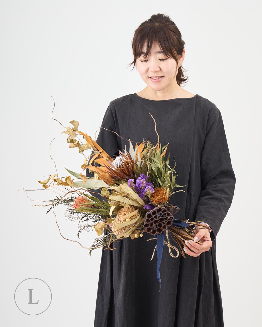 【10/31まで10%OFF】フローリストおまかせのドライフラワースワッグ（スタンダード）【周年SALE】