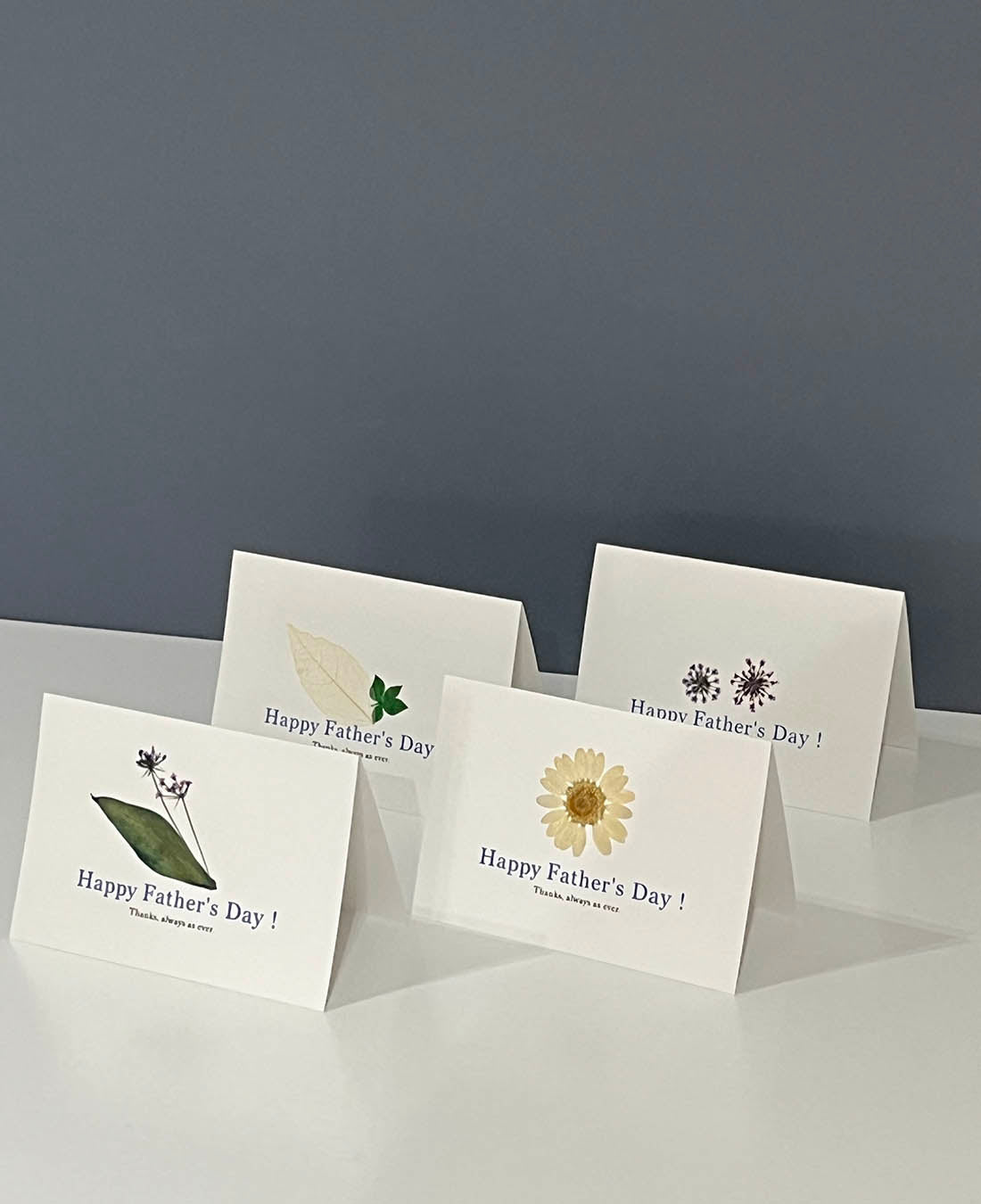 押し花をあしらったメッセージカード｜Happy Father's Day