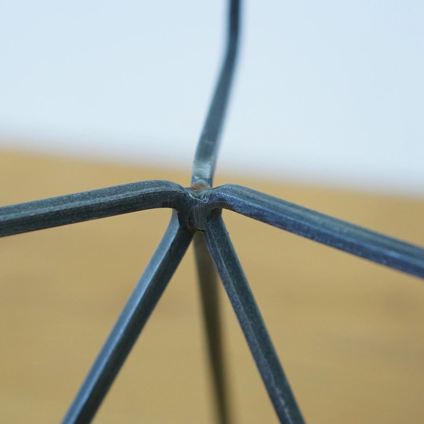 ［雑貨］トライポッドスタンド