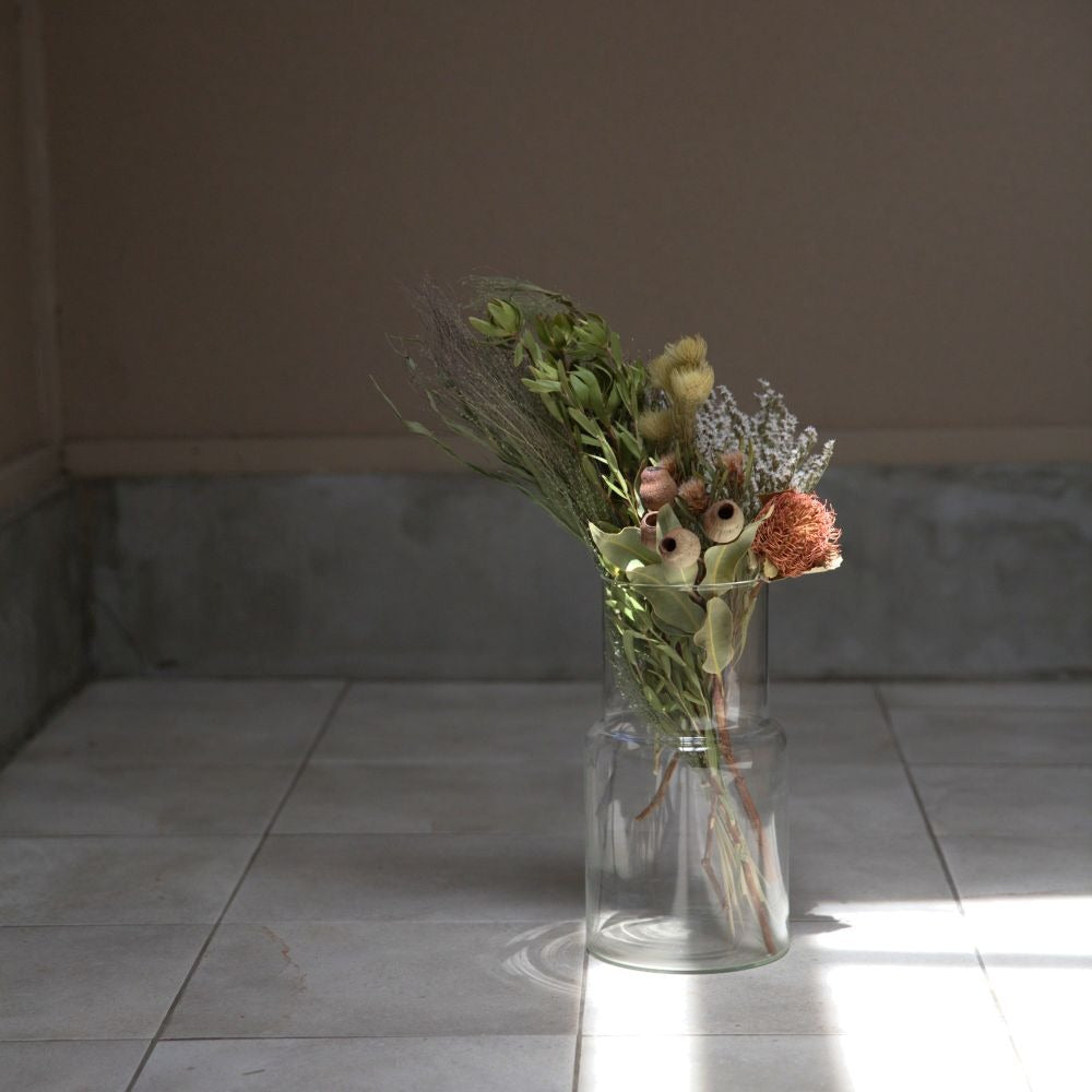 ［フラワーベース］口が広くて活けやすい、リューズガラスの花びん（ネック）