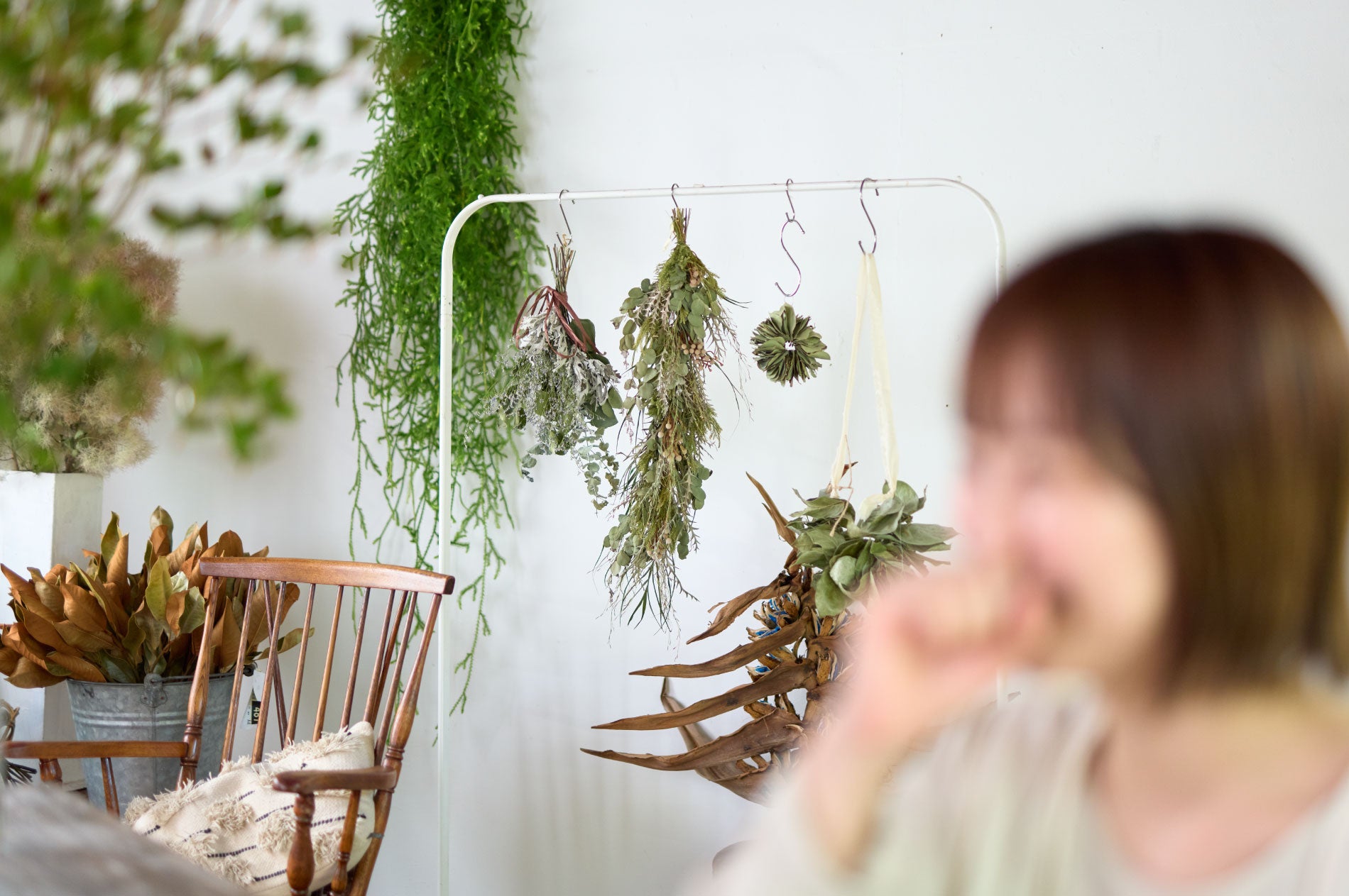 専用＊ドイツトウヒ＆ペッパーベリー  ドライフラワースワッグ ドライフラワー・スワッグ専門店｜土と風の植物園