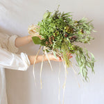 ＜不意打ちの出会い＞紫陽花アナベル・ネべリア・フィリカのスワッグ