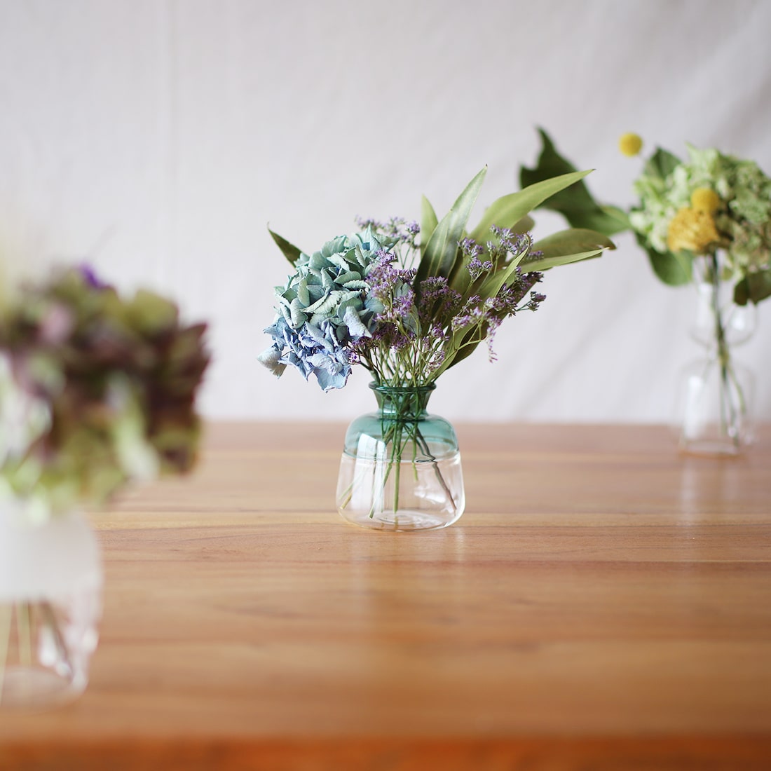 ドライフラワーとフラワーベースのセット］紫陽花・ユーカリ